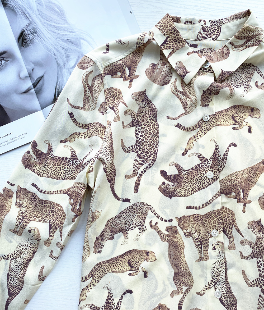 2022 otoño nueva blusa de seda con estampado de leopardo estilo francés manga larga solapa cuello 100% botones Soie camisa de un solo pecho 22TO05M