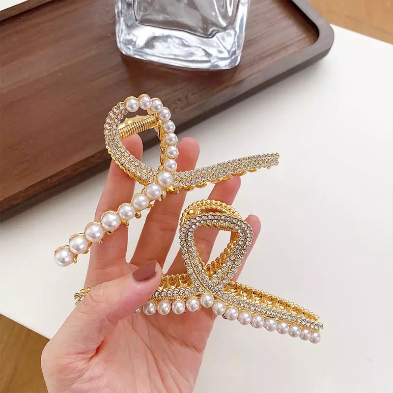 Pinces À Cheveux Barrettes Nouveau Design Créatif 11.5CM Croix Perle Creuse Strass Pince À Cheveux Griffe Requin En Métal De Haute Qualité Pour Femme Filles