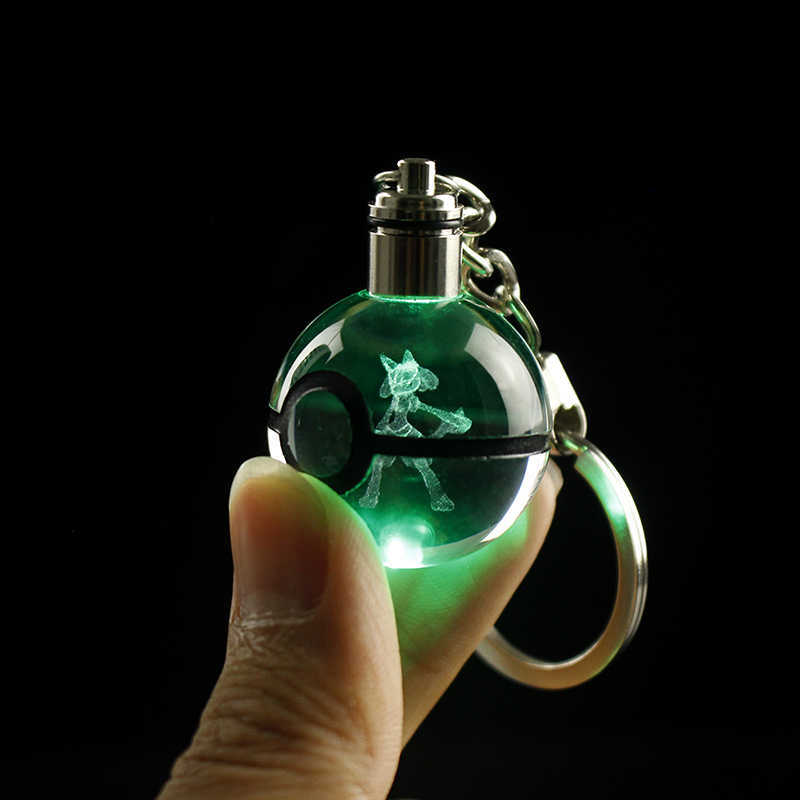 Dekorative Objekte Figuren 3D Anime Figur Kristall Schlüsselanhänger Cartoon Taschenmonster LED Schlüsselanhänger Kinder Weihnachtsgeschenke L220908277H