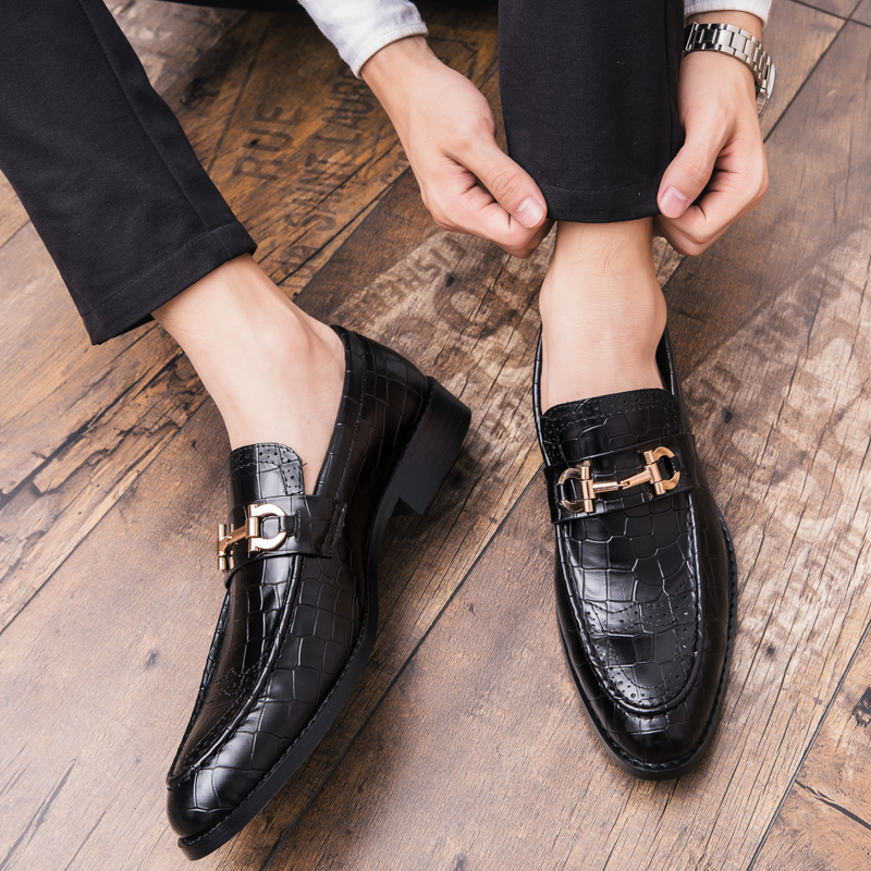 Krokodylowe skórzane buty Oxford Wskazane palec u nóg jeden strzemion Vintage luksusowy metalowy metalowy klamra Modna moda Formal Casual Shoes Buty biznesowe Różne rozmiar 38-47