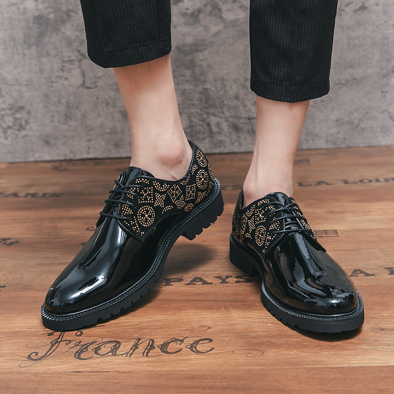 Luksusowe Brogue skórzane buty z Oxford Rhinestone Patent Specjany palce jeden strzemion męski mody formalne swobodne buty
