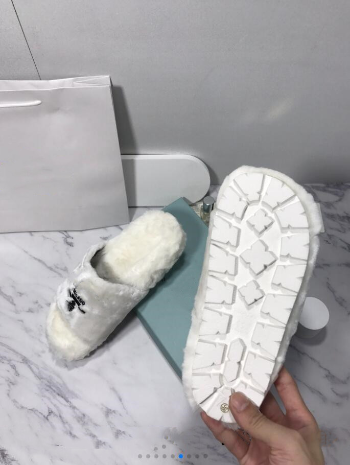 Vinterkvinnor lamm ull glider tofflor toppkvalitet broderi bokstäver tofflor platt botten hem sandaler flip flops designer skor päls fluffig varm utomhus