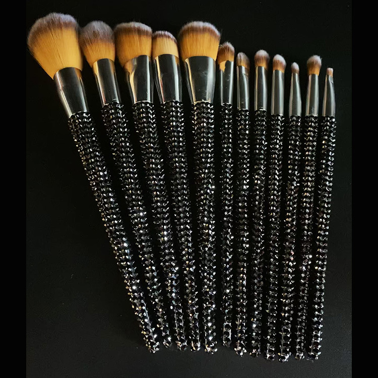 Outils de maquillage set Diamondstudded Pinceaux de maquillage Gemmes Maquillage Outils de beauté Full Diamond Loose Powder Foundation Correcteur Brush Bling 221007