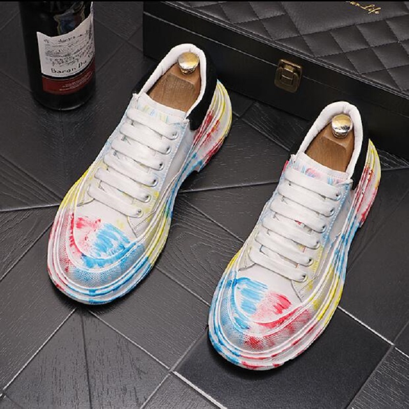 Mocassini da uomo Scarpe Moda Versatile Graffiti Scarpe sportive stringate Sneakers Punk Rock di lusso Zapatos Da04