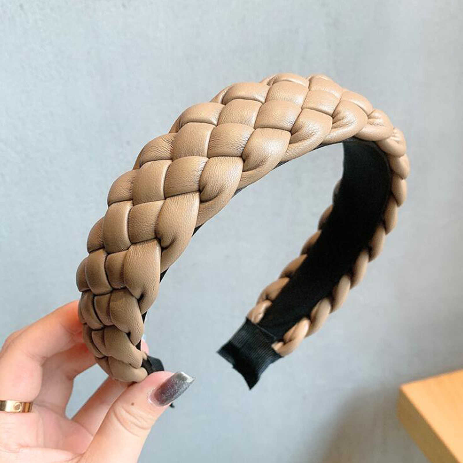 Hoofdbanden proly nieuwe mode PU Hairband Women Wide Side Braid Hoofdband Meerlagen geweven Tulband Hoofdkleding Vintage Hair Accessories T221007