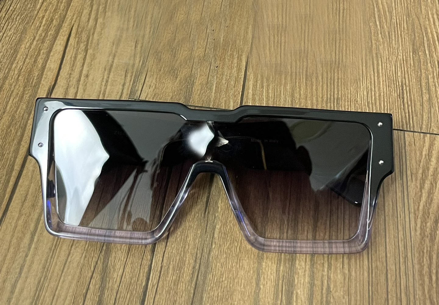 Crystal Cyclon Mask Sunglasses for Men Black to Transparent Rectangle Design Sun Shades Sonnenbrille UV400 Popular Eyewear with Bo241p