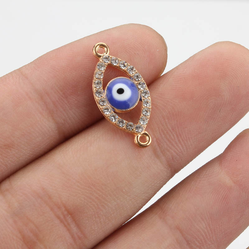 Charm Crystal Evil Eyes Fatima Hand Round Cross Charms For Women Men Alloy Gold DIY Handgjorda modesmycken Fynd