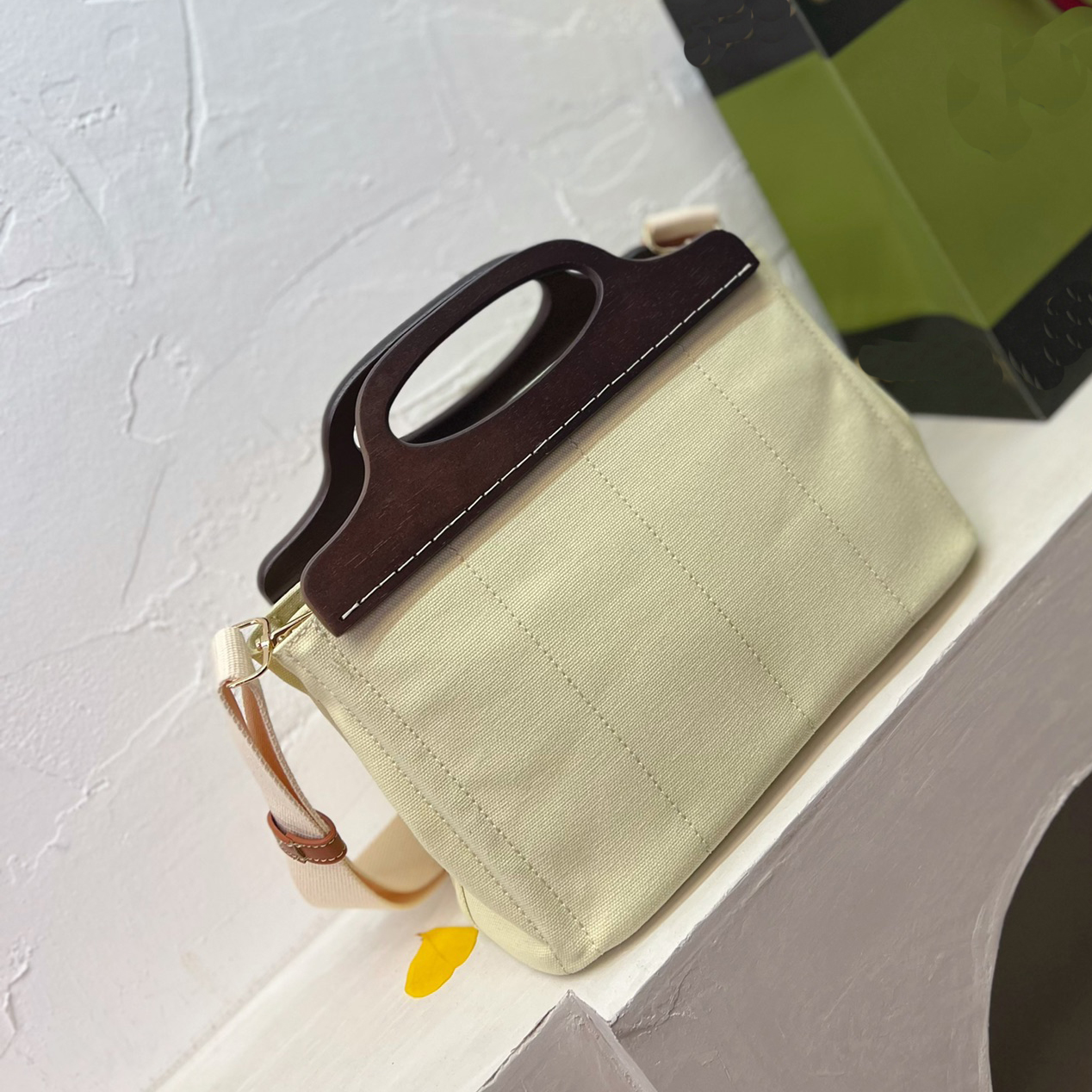 Nouveau sac de créateur De Luxe Femmes Sacs À Bandoulière Sac À Main Designer Bandoulière Portefeuille Femme Sacs À Main 2022 topquality haute capacité Couleur Unie Sacs À Main En Bois Toile