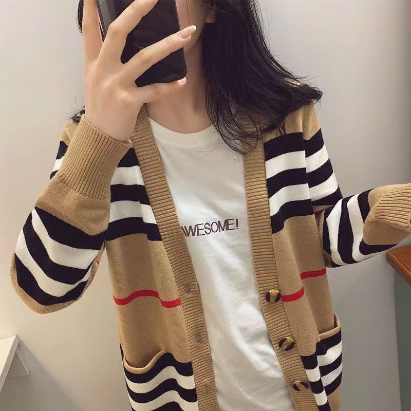 2022 spring sweater cardigan medium long color matching temperament thin age reducing knitted sweater coat women