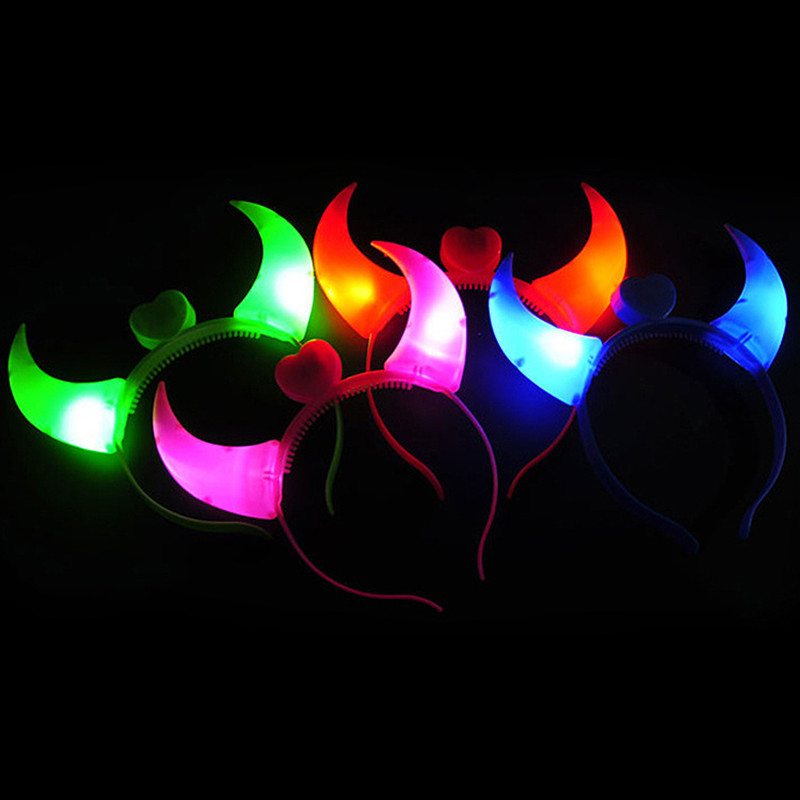 2022 Halloween Led Rave Toy Devil Horn Light Up Pannband blinkande horn julfestdekor glitter huvudbonad barn leksak c94