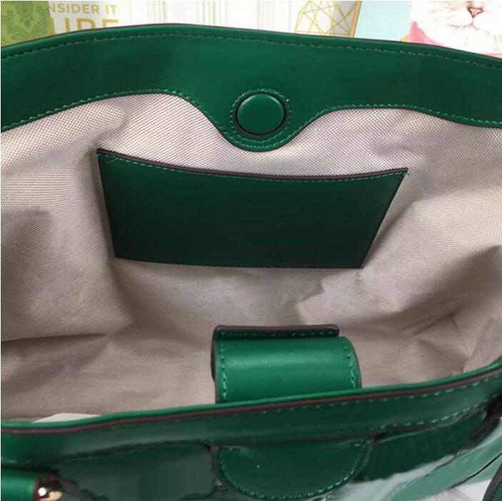 Embossed Leather Tote Bag Women Handbag Large Capacity Classic Letter Shopping Bags Shoulder Purse Fashion Metal Letter Hardware Magnetic Hasp Inside Pocket