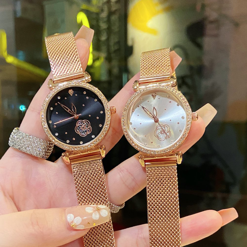 Moda Brand Wrist Watches Women Ladies Girl Crystal Flower Style Luxury Metal Steel Banda de aço Quartz Clock Ch 90