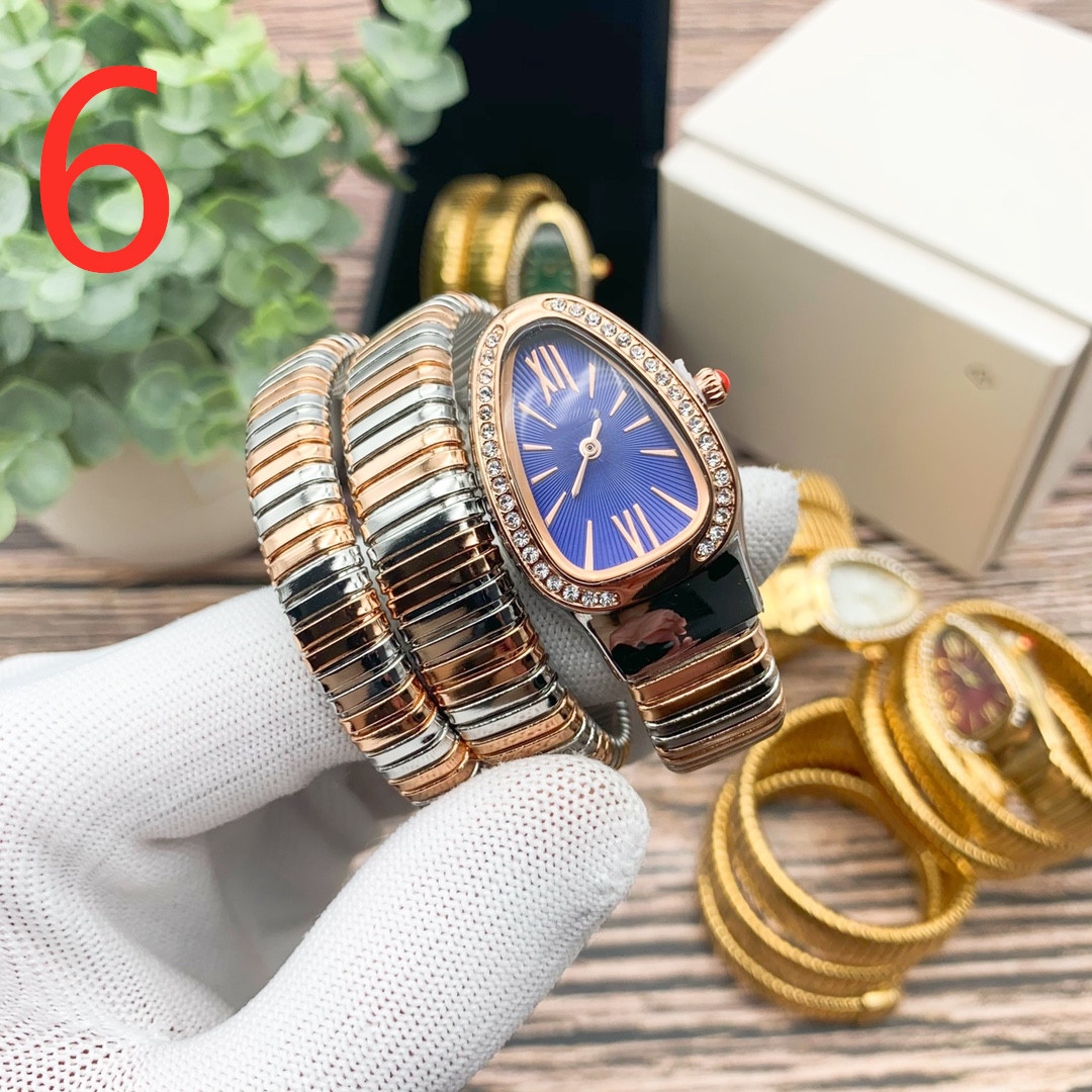 Wristwatches Women Watches Quartz Movement Ladies B Snake Fashion Creative Multiple Styles2929