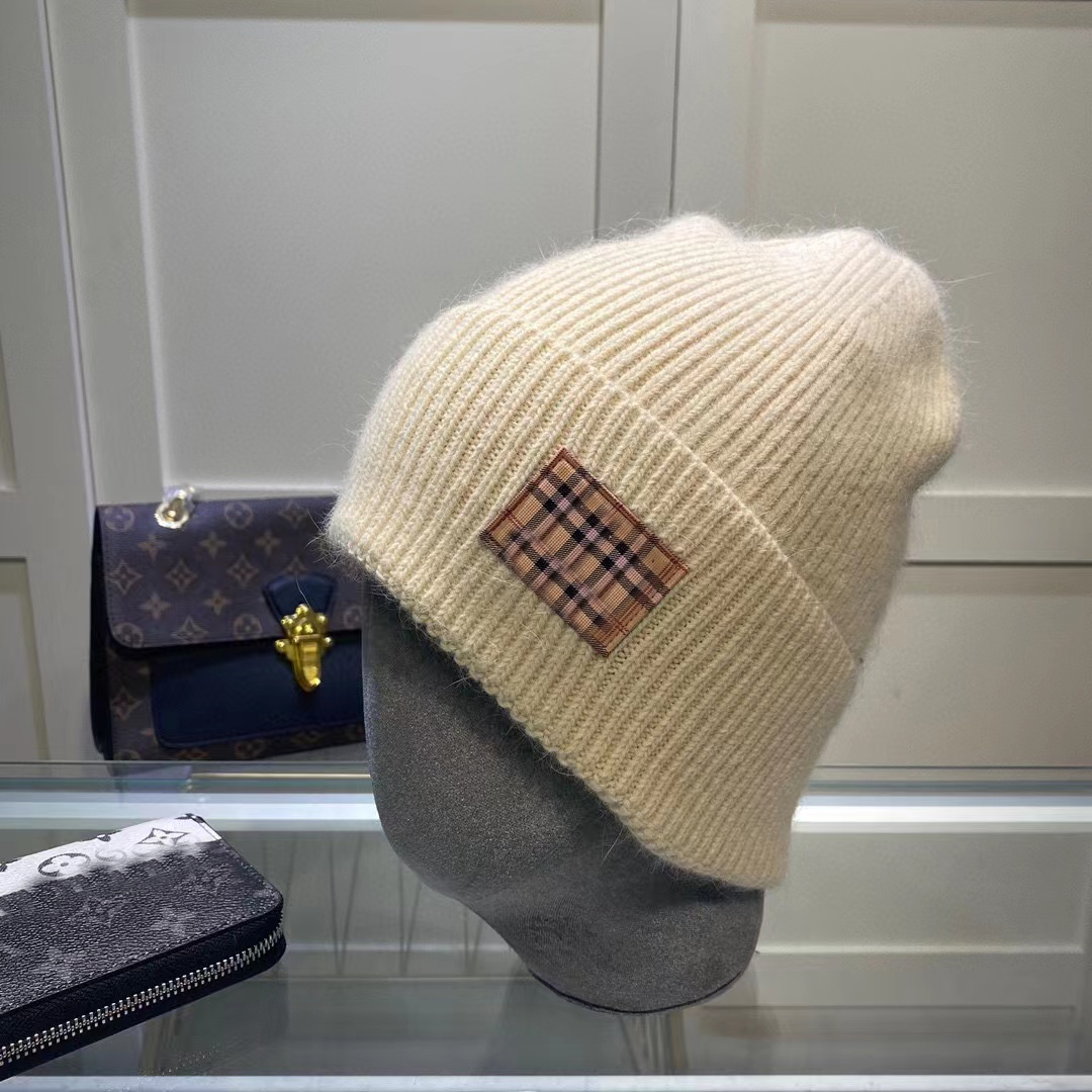 New4 Moda tasarımcısı sonbahar ve kış örme şapka bere mektup jakarlı unisex sıcak