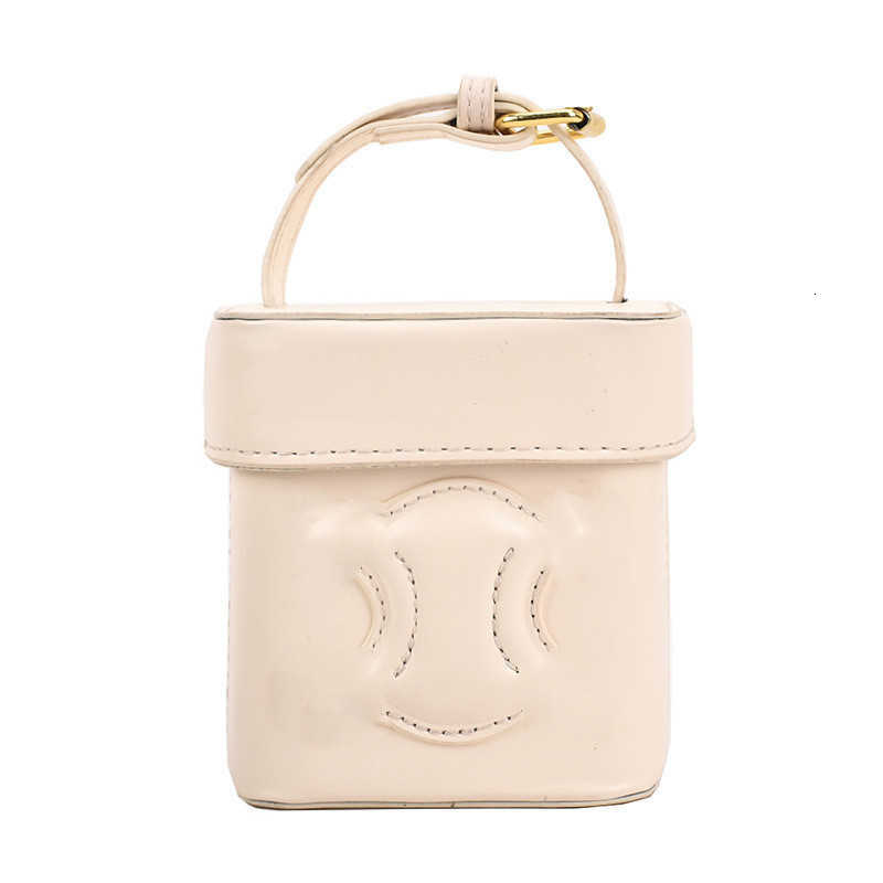 Sacs de créateurs 22 Printemps et été Nouvelle boîte à arc de triomphe Petit déjeuner en cuir souple en relief Mini Msenger Sac à bandoulière unique pour femme Vente directe d'usine