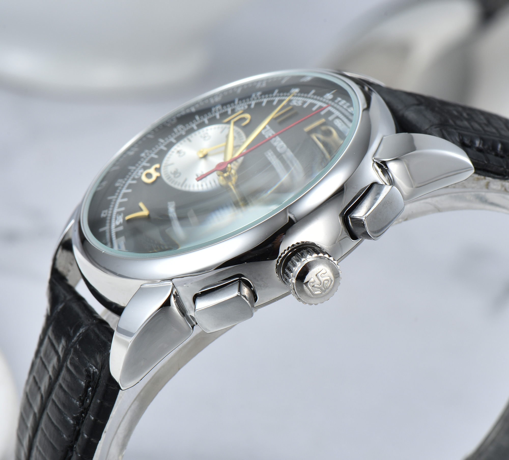 2022 CUERVO Y SOBRINOS Montre Pour Hommes Multifonctionnel De Luxe Chronographe Mode Classique Bracelet En Cuir Étanche Quartz Sport 225w