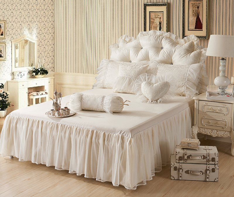 Defina a cama Luxury Jacquard Satin Princess Beddings Sets Queen King bege renda bagunutas capa de edreca camada de cama saia de cama de cama 221010