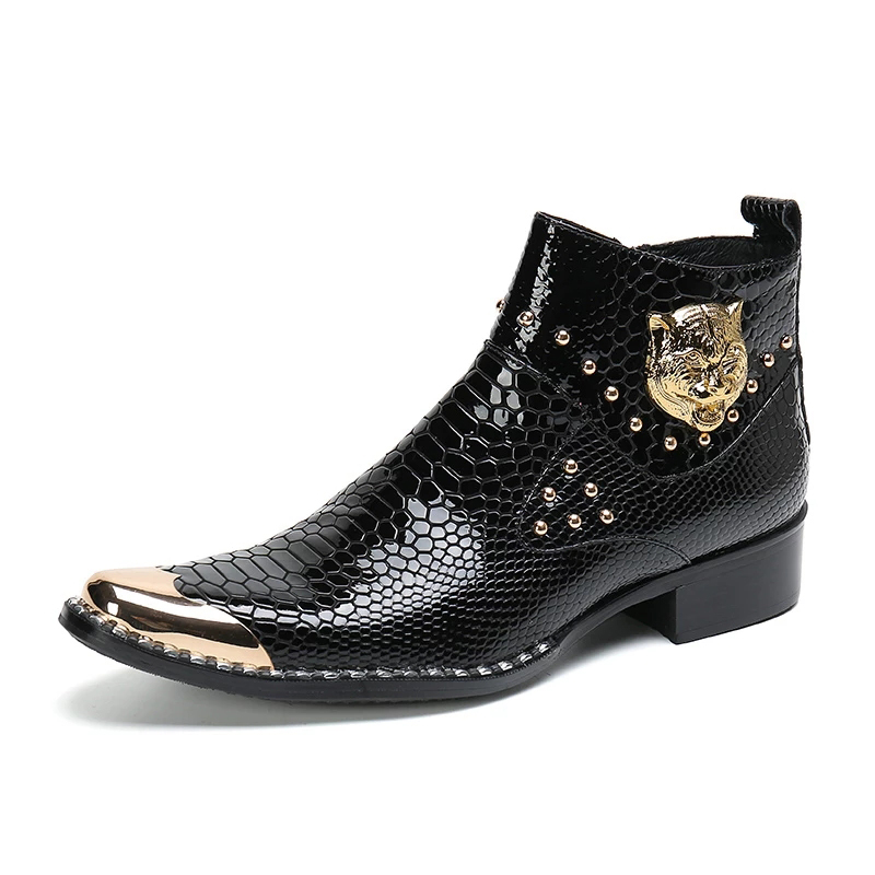 Новый дизайн мужские ботинки золотые металлические носки черные кожа короткие ботинки мужчины на сайте на низких каблуках патентная кожа рыцарь