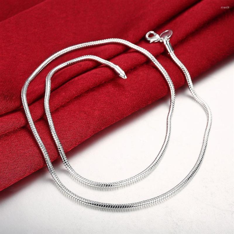 Kedjor 925 Silverfärg 16 18 20 22 24 tum 3mm Snake Bone Chain Halsband för kvinnor Män Bröllop Fashion Jewelry Charm Gifts2924