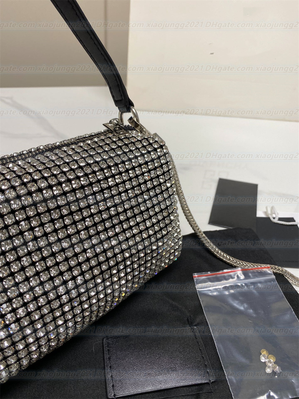 Borsa a mano con diamanti di alta qualità Borsa a tracolla firmata donna Borsa a tracolla con catena in cristallo con strass Borsa a tracolla in pelle da uomo moda Borsa a tracolla baguette a tracolla