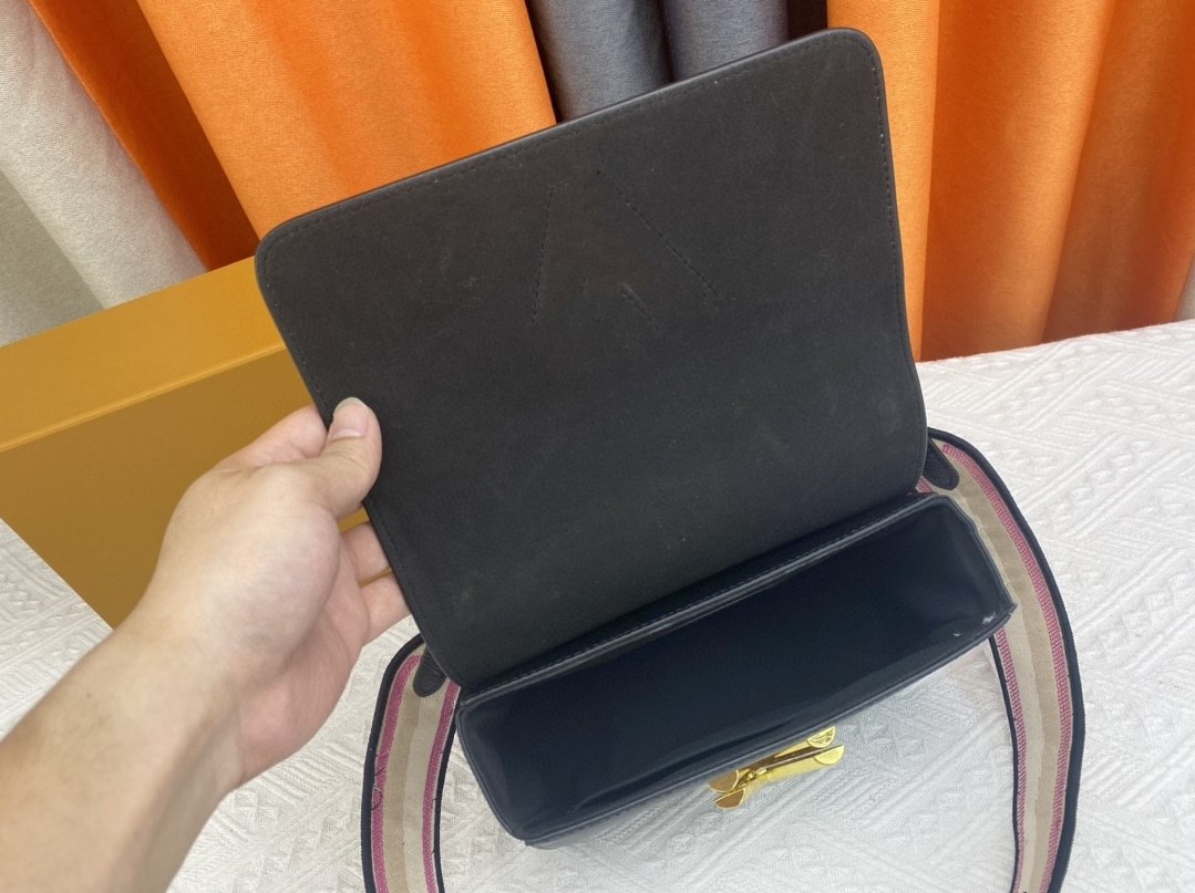 حقائب مصممة للنساء Crossbody سعة كبيرة الأزياء حقيبة اليد المتميزة حقيبة الكتف حقيبة سيدة الحفلة