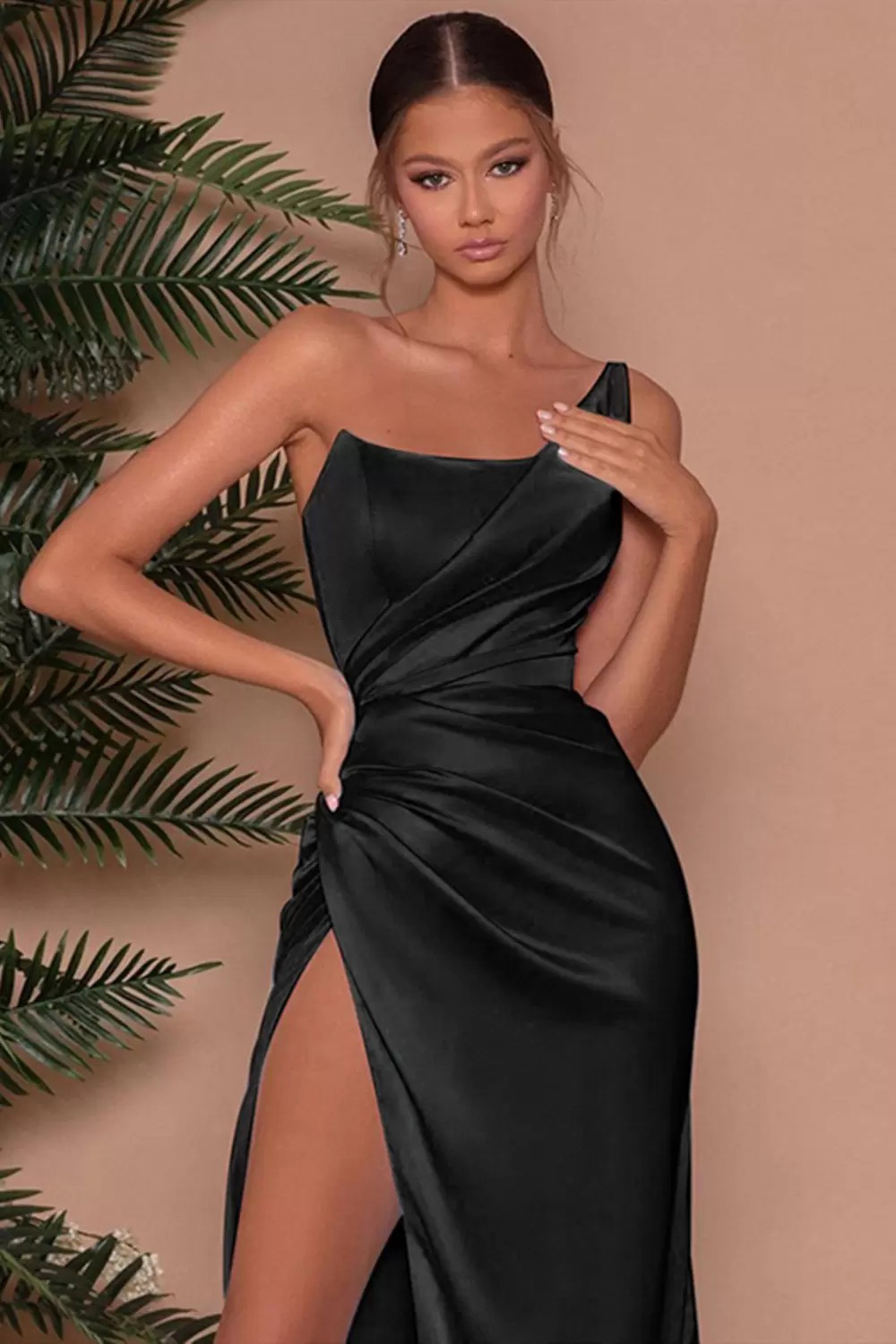 New Gold One Shoulder Satin Long Bridesmaid Dresses 2023 Ruched High Split Sweep Train Wedding Guest Maid Of Honor Dresses