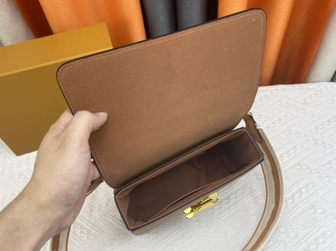 حقائب مصممة للنساء Crossbody سعة كبيرة الأزياء حقيبة اليد المتميزة حقيبة الكتف حقيبة سيدة الحفلة