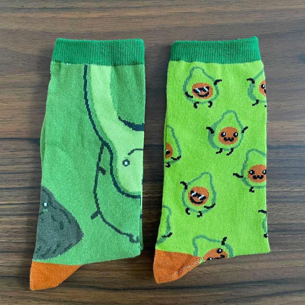 Men's Socks Fashion Cartoon Trend Long AB Socks Left and Right Feet Men and Women European and American Mid-tube Sports Socks Breathable New T221011