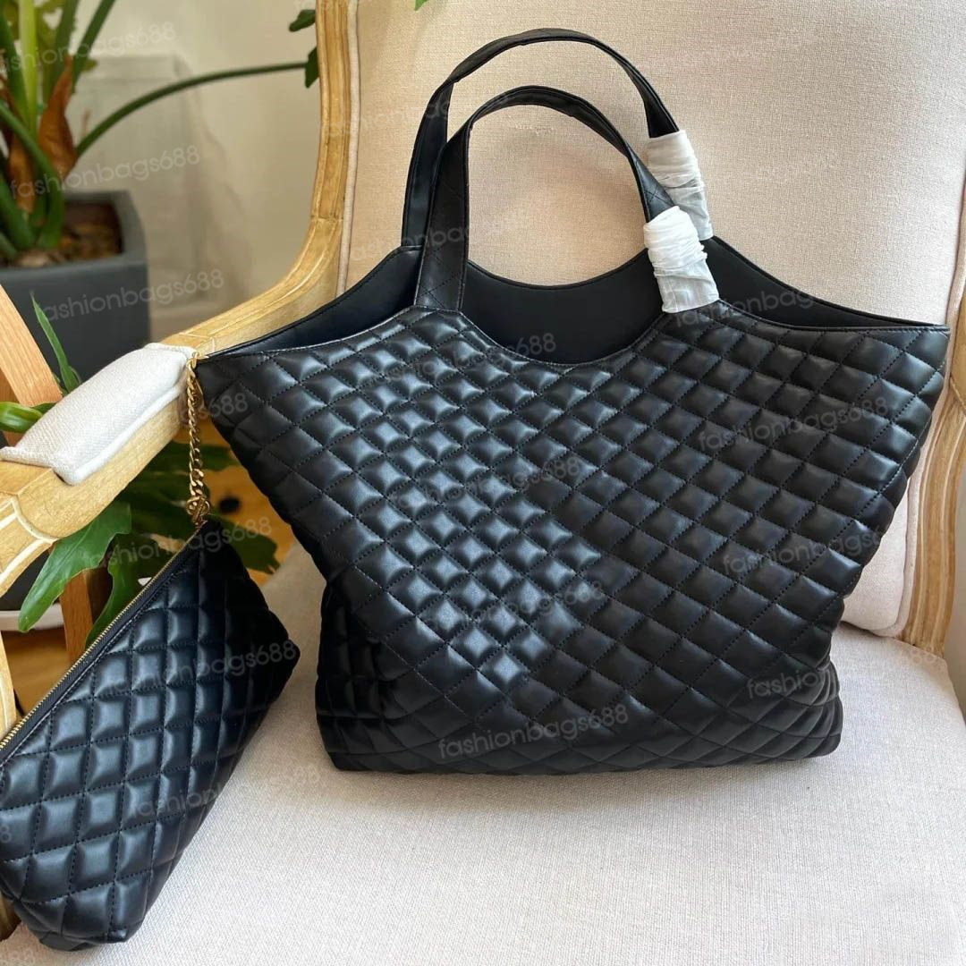 Diseño de lujo Icare Maxi Shopping Bags en acolchado de gran capacidad Tote Shoulder Tote Bag Diamond Surface New With Chain Coin Wallet Summer