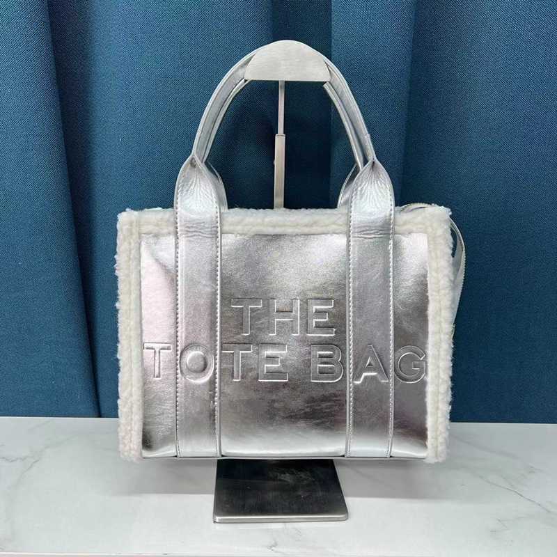 The Tote Bag Womens 2022 Fall And Winter New Fashion Embossed Letter Fashion Crossbody Shoulder Messager Bags259c
