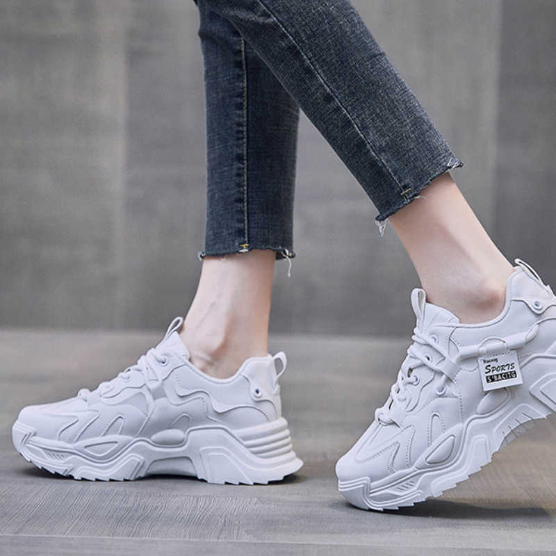 Tênis para mulheres com plataforma de designer 2022 casual esportes corrida vulcanizado branco tênis feminino Chunky