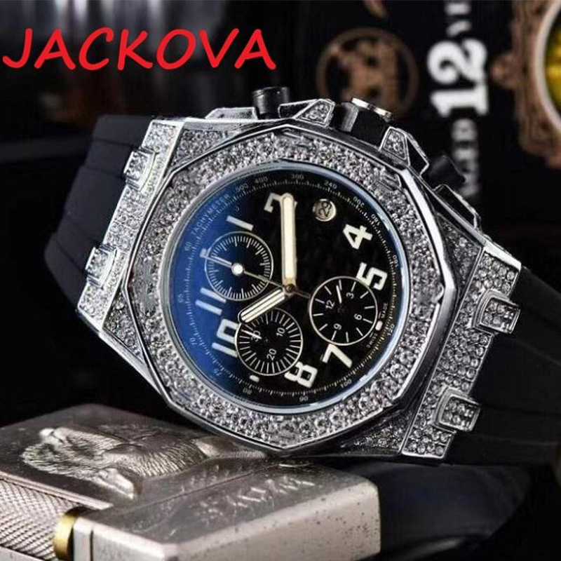 Kvalitetsherrboende tittar på klassisk design Diamond Iced Out Watch Quartz Movement Men Sport Wristwatch Presentklocka Shinning Stopwatch Timer