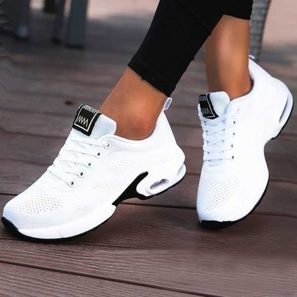 운동화 여성 통기성 캐주얼 신발 야외 가벼운 웨이트 스포츠 신발 캐주얼 워킹 플랫폼 레이디 스니커즈 블랙