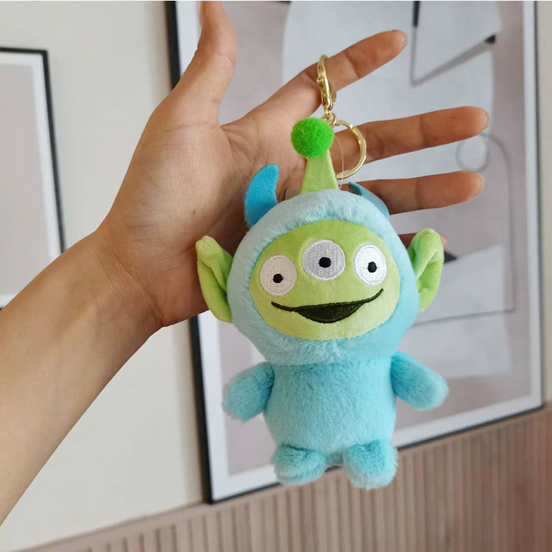 Manufacturers wholesale 15cm key chain hanging plush toys cartoon animation film and television children's gifts