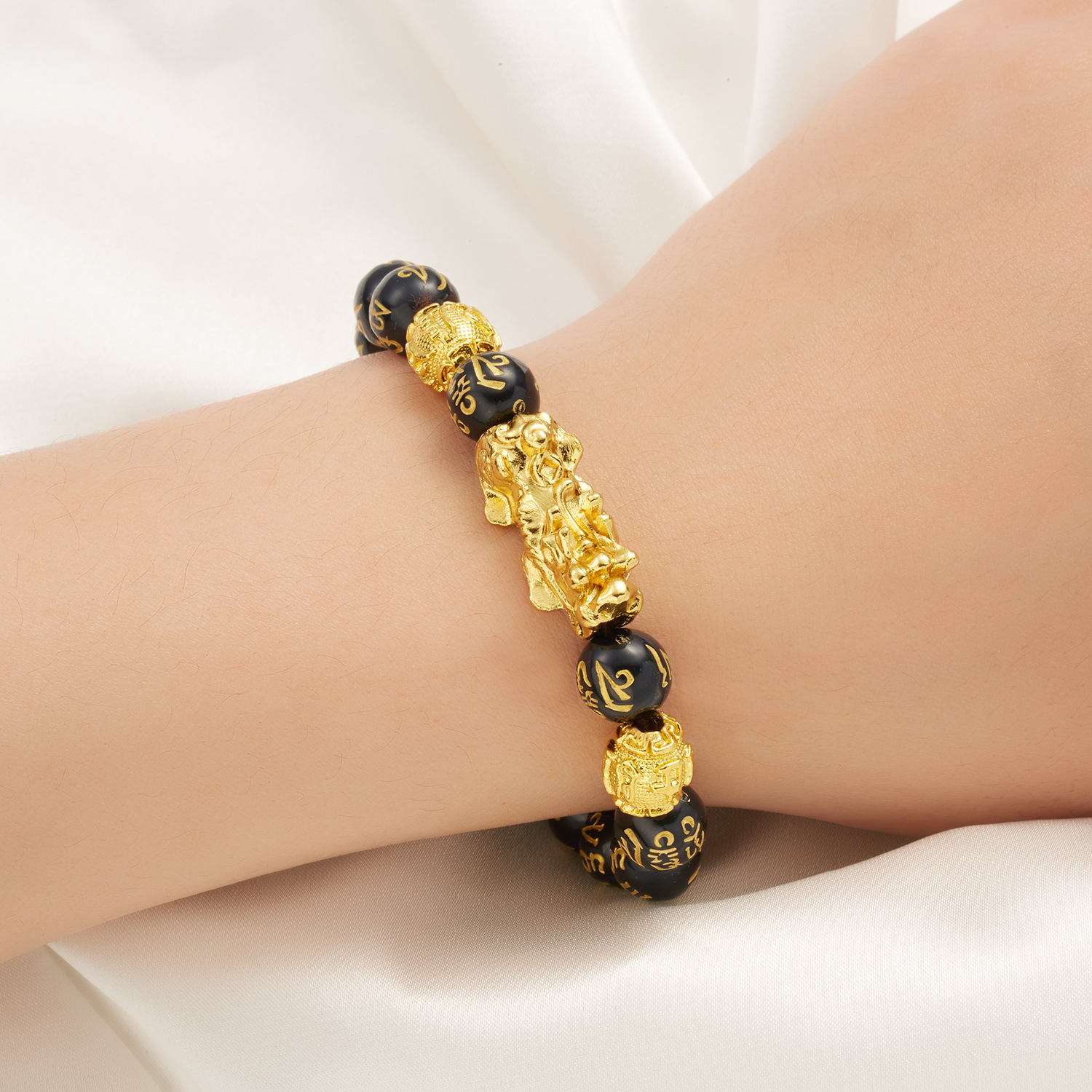 Men Women Feng Shui Bracelet Luck Wealth Buddha Obsidian Stone Beads Bracelet Hombre Retro Pixiu Charm Bracelet Gifts319N