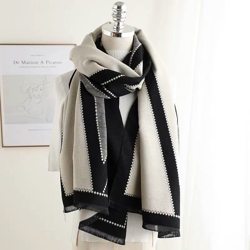 Thickened warm cashmere scarf for women in autumn and winter Korean version versatile wool shawl dual-use reversible