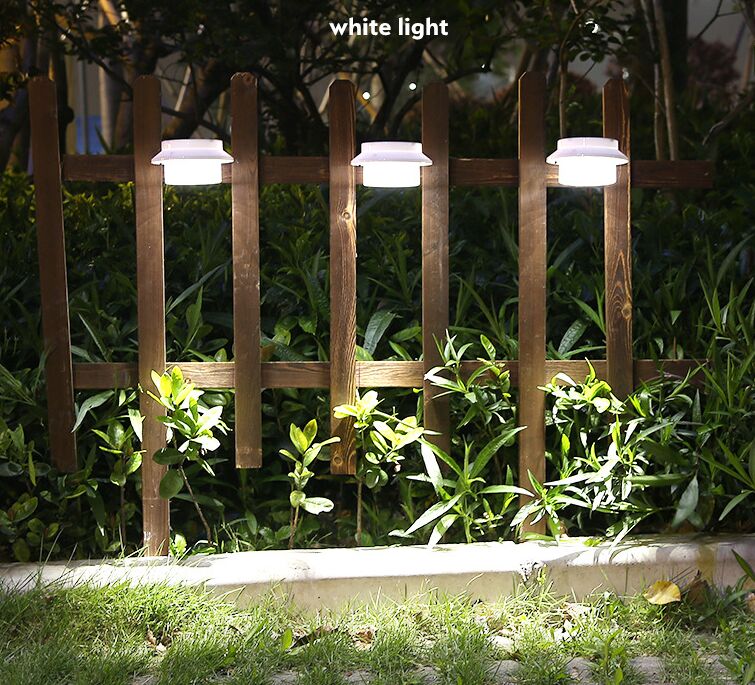 3LED SOLAR GARDEN LIGHT