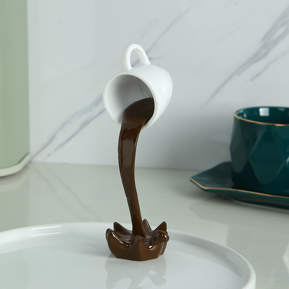 Decorative Objects Figurines Resin Statues Floating Coffee Cup Art Sculpture Home Kitchen Decoration Crafts Spilling Magic Pouring Liquid Splash Mug 221014