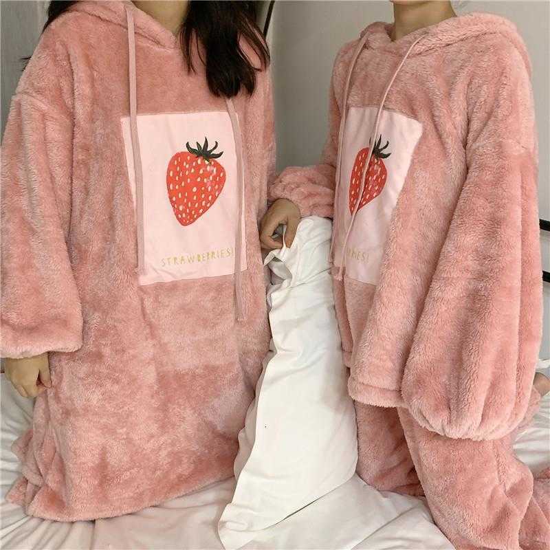 Kvinnors sömn lounge rosa jordgubbe pyjama sätter kvinnor flanell plysch huva tjock termisk söt kawaii nattkläder ruffles byxor lösa dagliga trendiga t221017