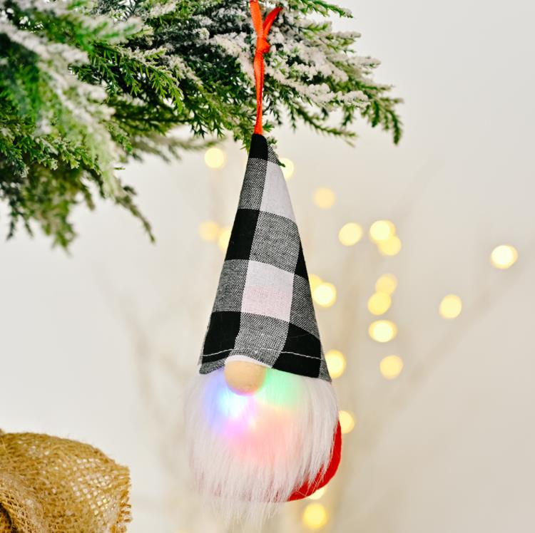 Décorations de Noël LED colorée poupée tricotée avec moustache fête Gnomes pendentif vacances Plaid Snowflower Santa cadeaux maison cour arbre SN4981