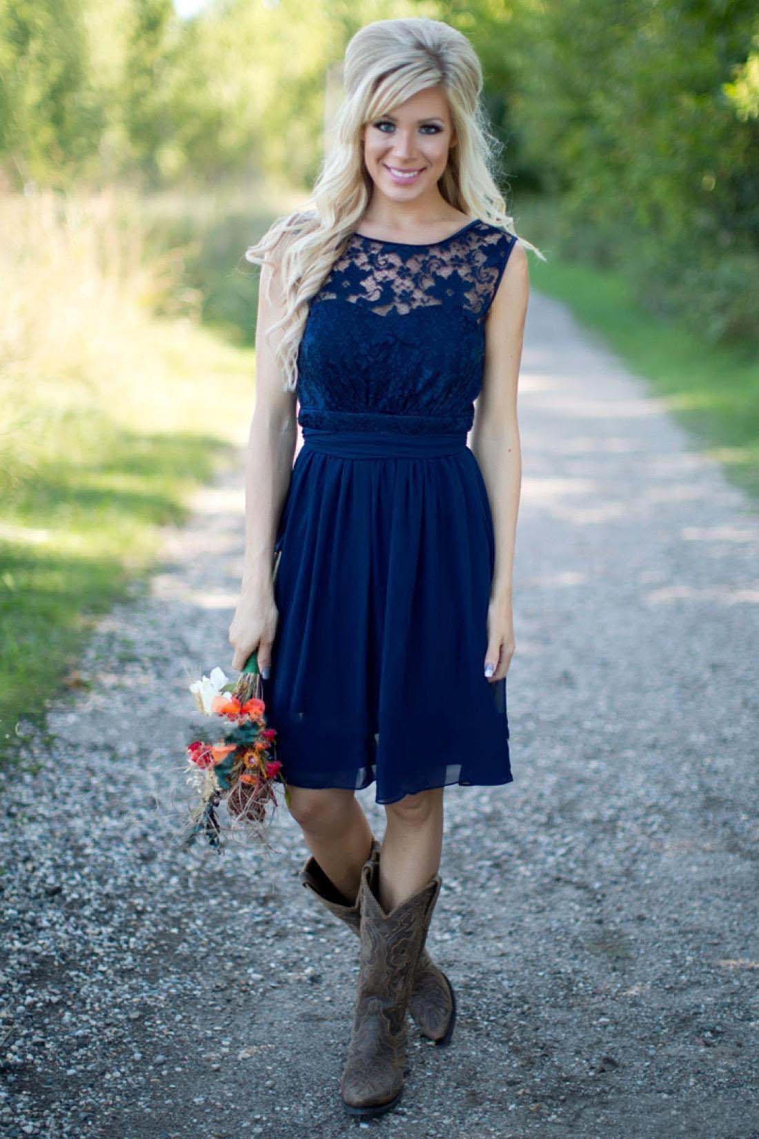 Country Style Dark Navy Korte Bruidsmeisjesjurken Lace Top Chiffon Rok Knielengte Een lijn bruidsmeisje jurken bruidsmeisje jurken