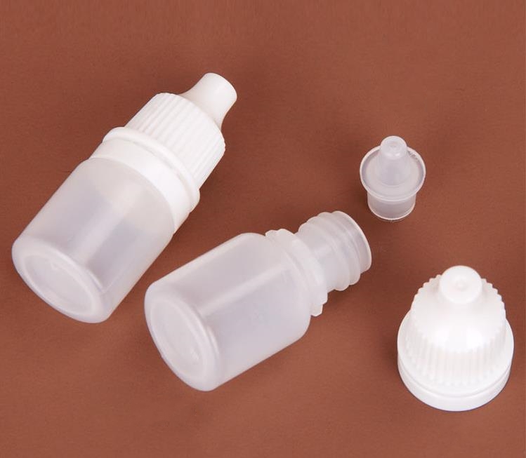 2ML Plastic Squeezable Dropper Bottle with Plug Empty Refillable Portable Eye Liquid Container with Screw Cap SN4983