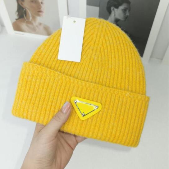 Gorro de punto de lana cálido de Color sólido para mujer, gorro con puños fluorescentes, gorros femeninos, gorro informal cálido, invierno y otoño