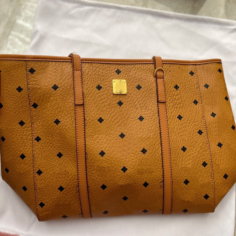 デザイナーバッグトート女性ハンドバッグラグジュアリークラシックブランド模倣ショルダーバッグショッピングバッグファッションマルチカラー大容量革の財布