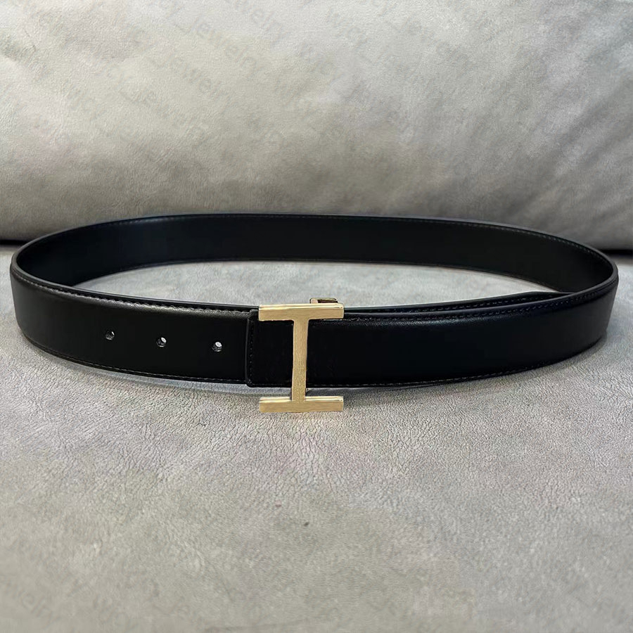 Designer Belt Leather Belts Classic Black Letters Smooth Buckle Gold Sliver Color Business for Man Woman 4 Option323G
