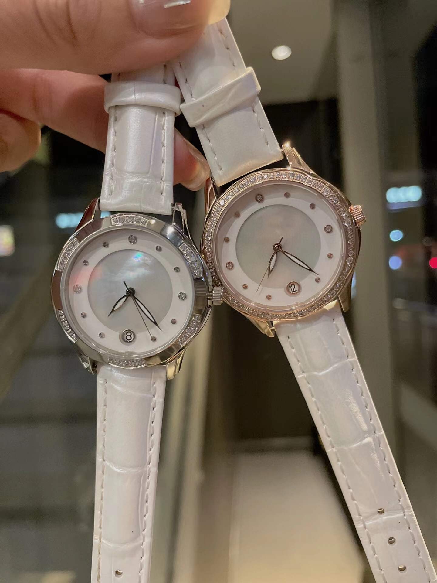 Brand Famous Crystal Flower Bezel Watches Geometric Number Calendar Wristwatch Women White Leather Quartz Watch Female Mother of pearl Shell Clock 34mm