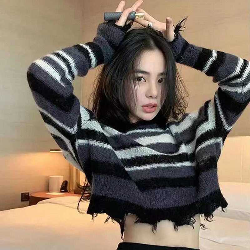 Women's Sweaters 2022 Women Turtleneck Sweater Pink And Purple Striped Hole Cropped Pullover Sweaters Fashion Batwing Sleeve Knitwear Clothing T221019