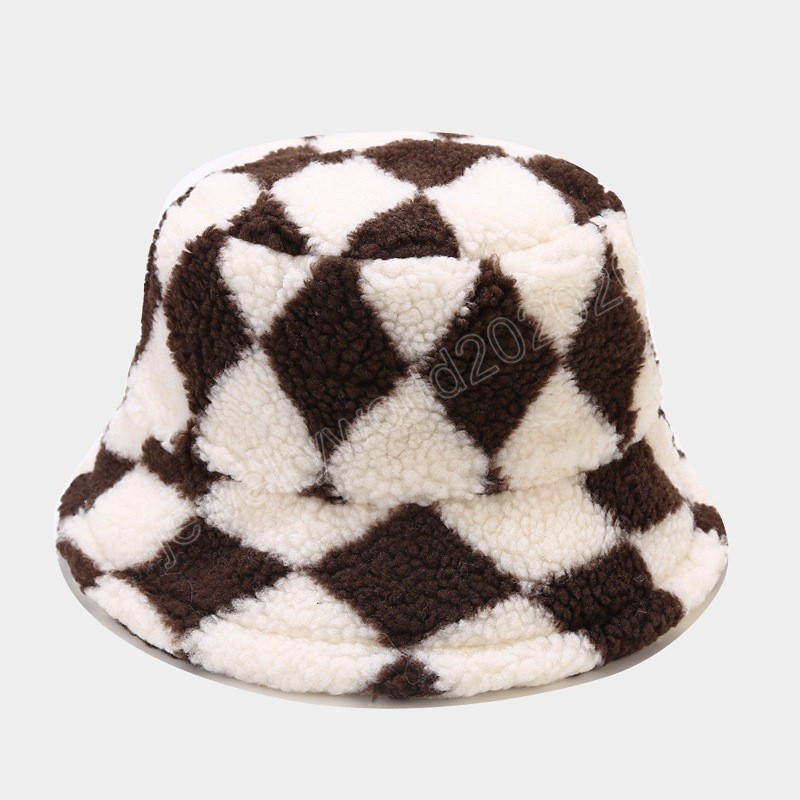 Padrão de verificação de inverno Faux Fur Fluffy Bucket Hats Women Women Outdoor Warm Sun Hat Hat de Velvet Soft Furry Fisherman Cap Girl Moda Panamá