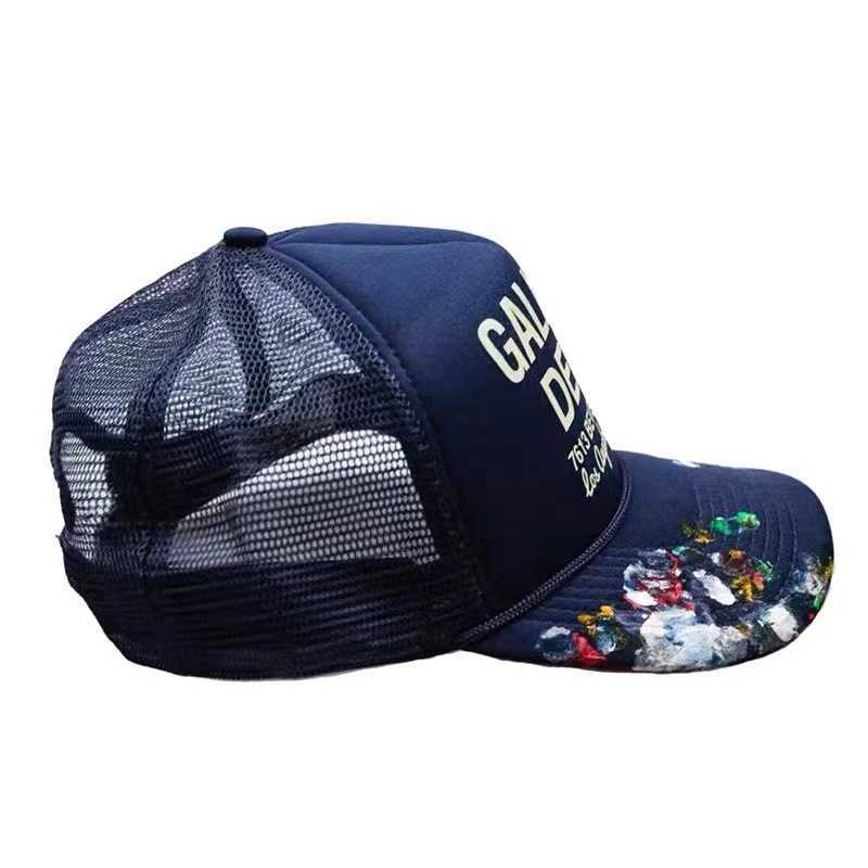 Casquettes de baseball Marque de mode américaine Galeries Graffiti Lettres Baseball Pare-soleil Langue de canard Bord incurvé Hommes et femmes 206m