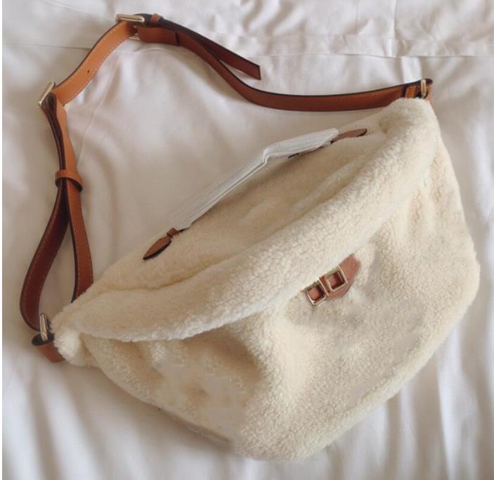 Luxurys Designers Bag Waist Bags Fashion Bumbag High Quality Crossbody Chest Packs Bum Unisex Handbags